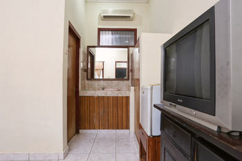 Reddoorz @ Poppies Lane 1 Kuta Lombok Exterior foto